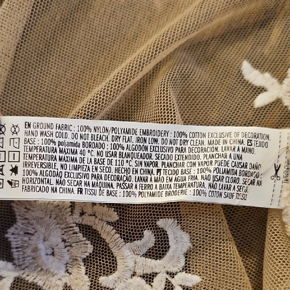 Forever 21 Cream Floral Lace Maxi Duster Kimono - Picture 9 of 9